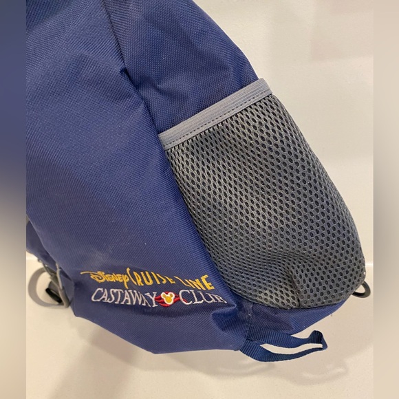 Disney Cruise Line Castaway Club Member Backpack / Sling Bag - Picture 6 of 6